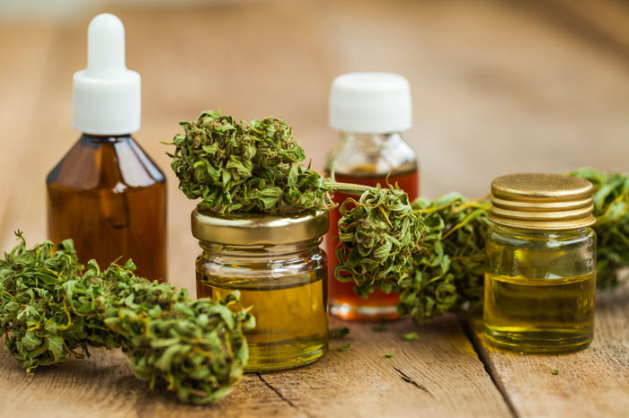 CBD-Blüten und Öl